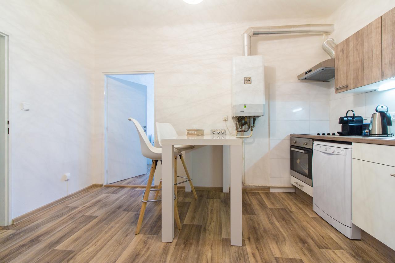 Karlova Apartment Прага Экстерьер фото
